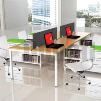 Meja Partisi Kantor Donati 4 P